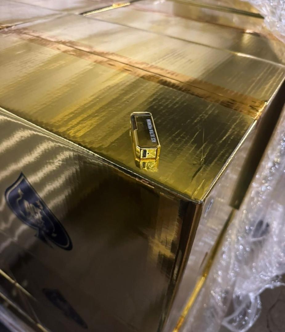 Ace Ultra Premium Gold Disposable